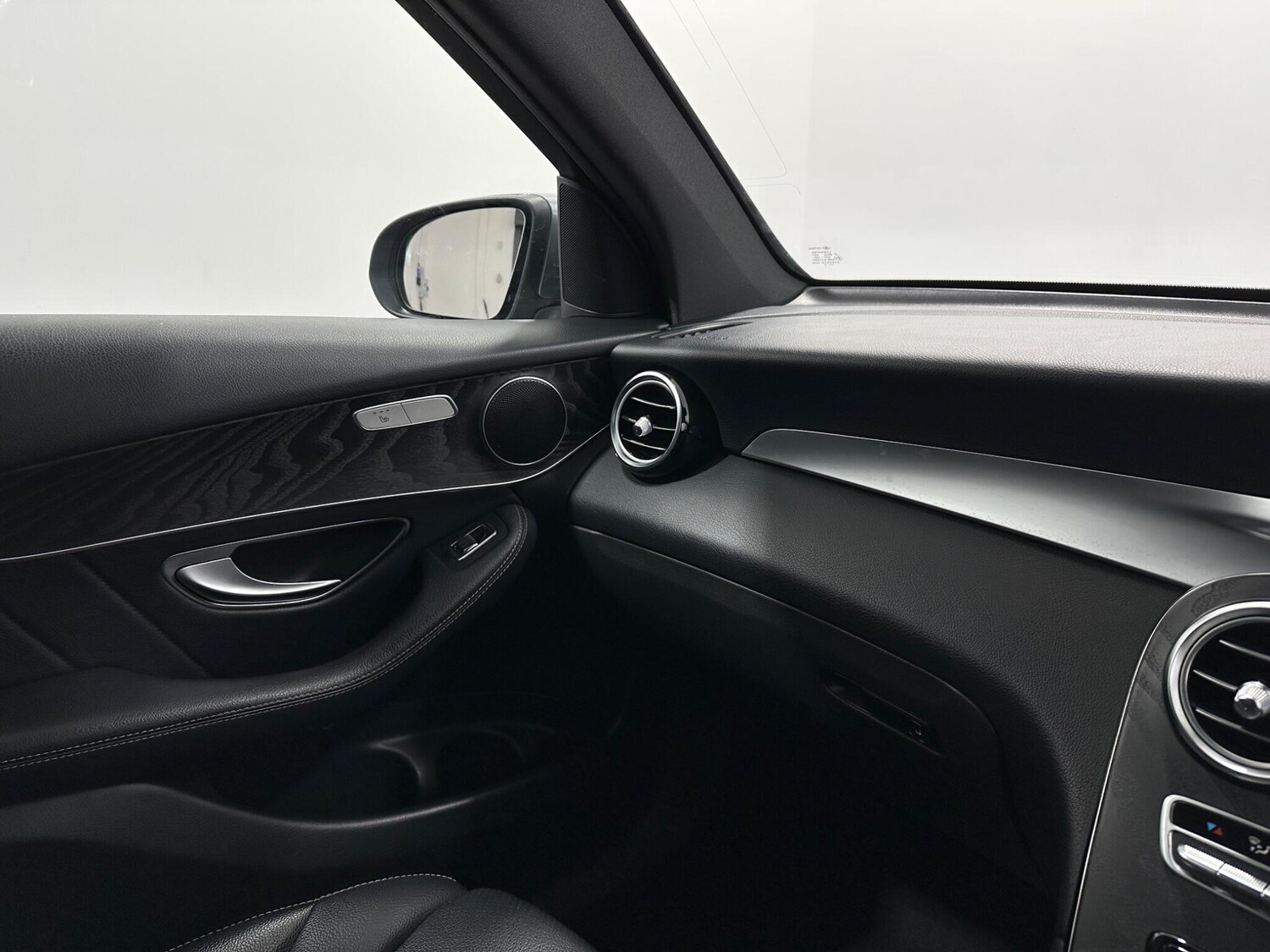 Used Mercedes-Benz GLC for sale - 77586954: Photo 28