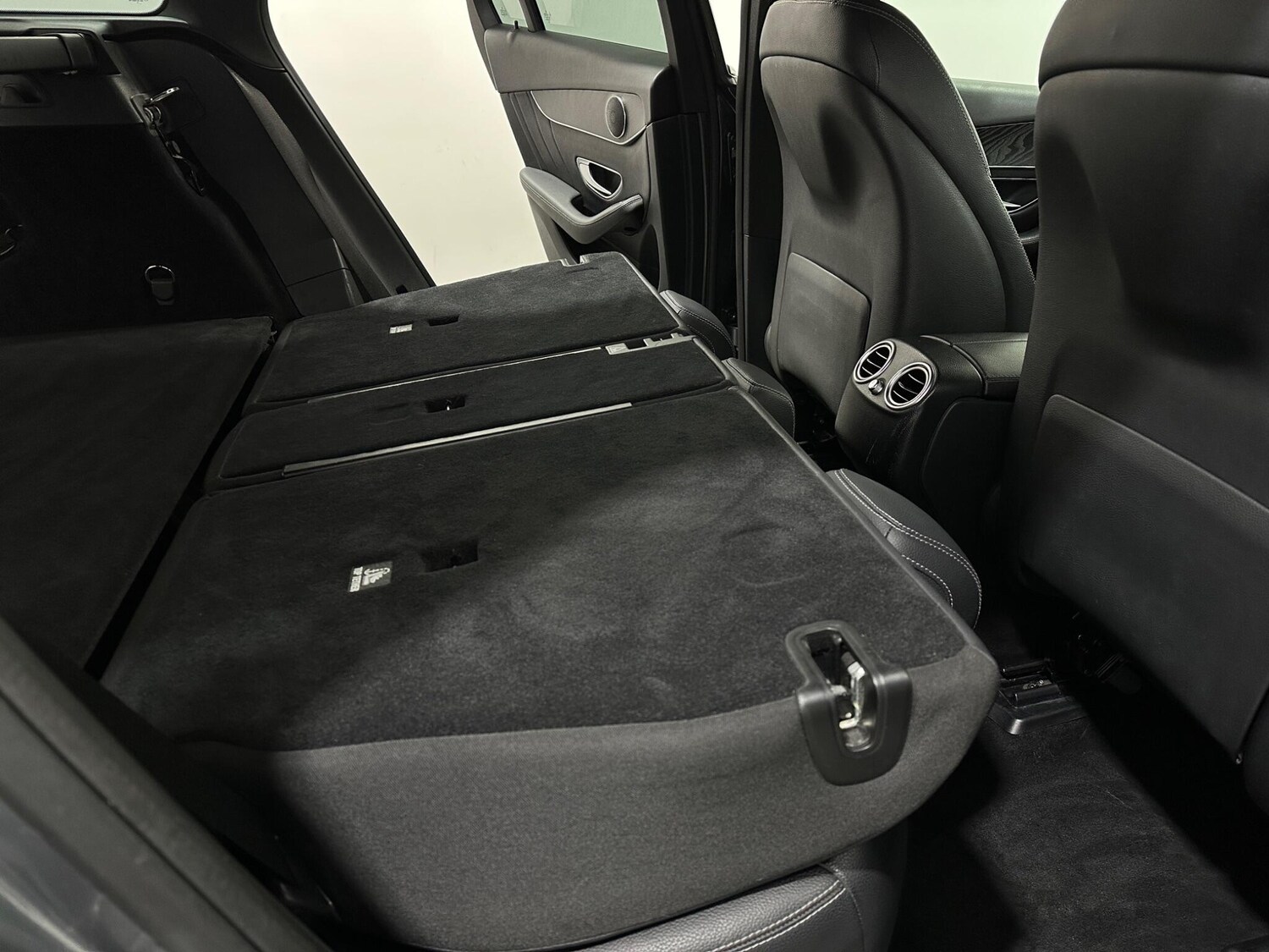 Used Mercedes-Benz GLC for sale - 77586954: Photo 47