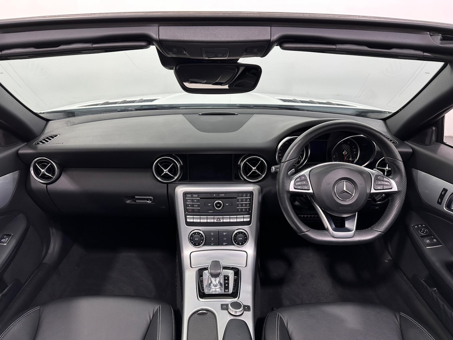 Used Mercedes-Benz SLC 2017 for sale - 77306111: Photo 19