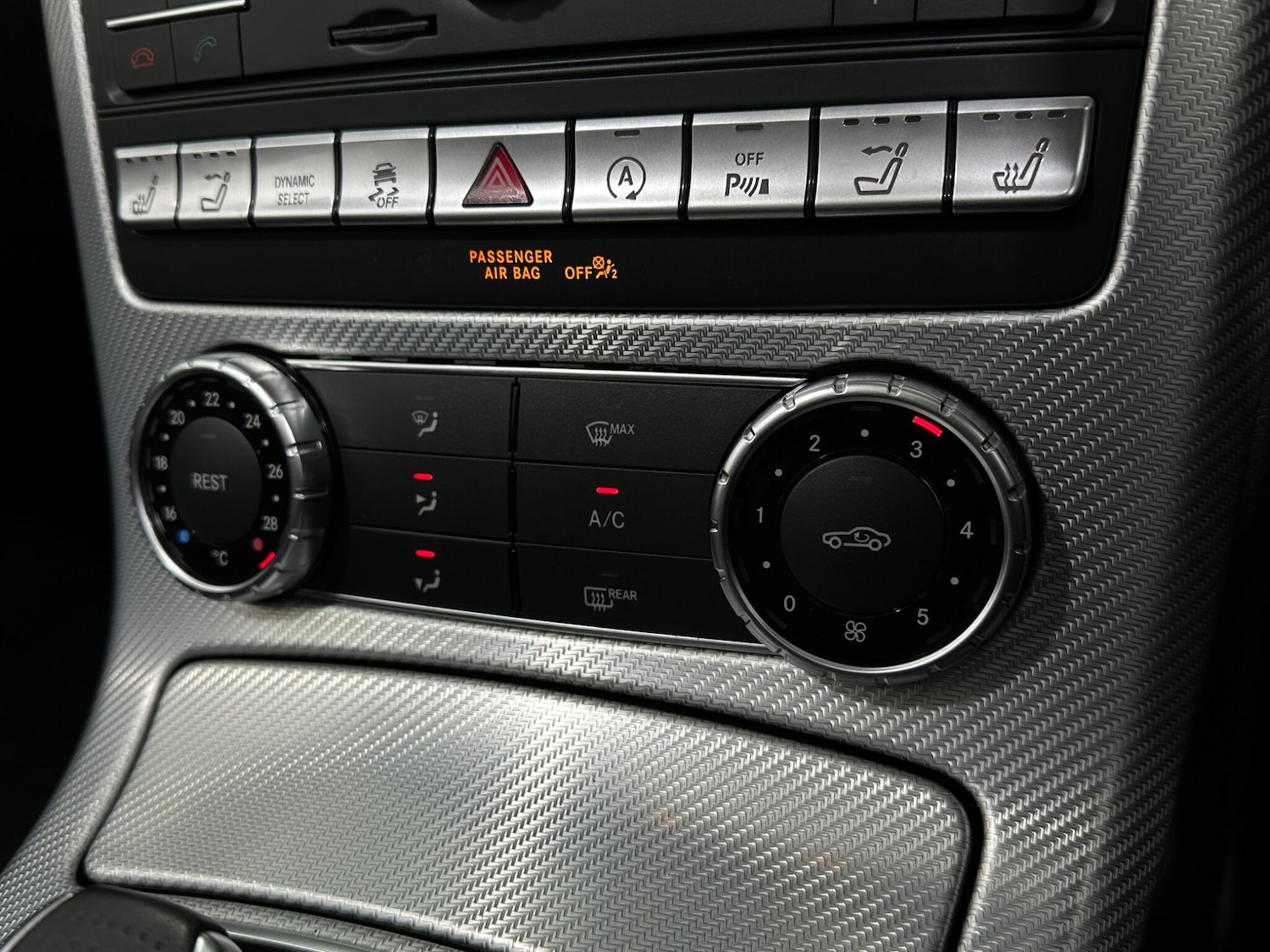 Used Mercedes-Benz SLC 2017 for sale - 77306111: Photo 21