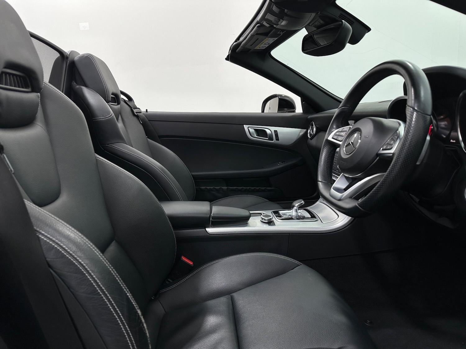 Used Mercedes-Benz SLC 2017 for sale - 77306111: Photo 31