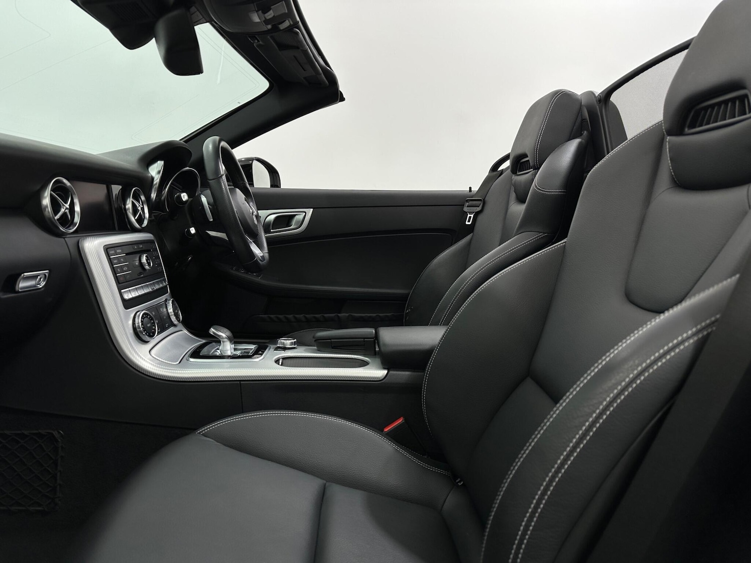 Used Mercedes-Benz SLC 2017 for sale - 77306111: Photo 34