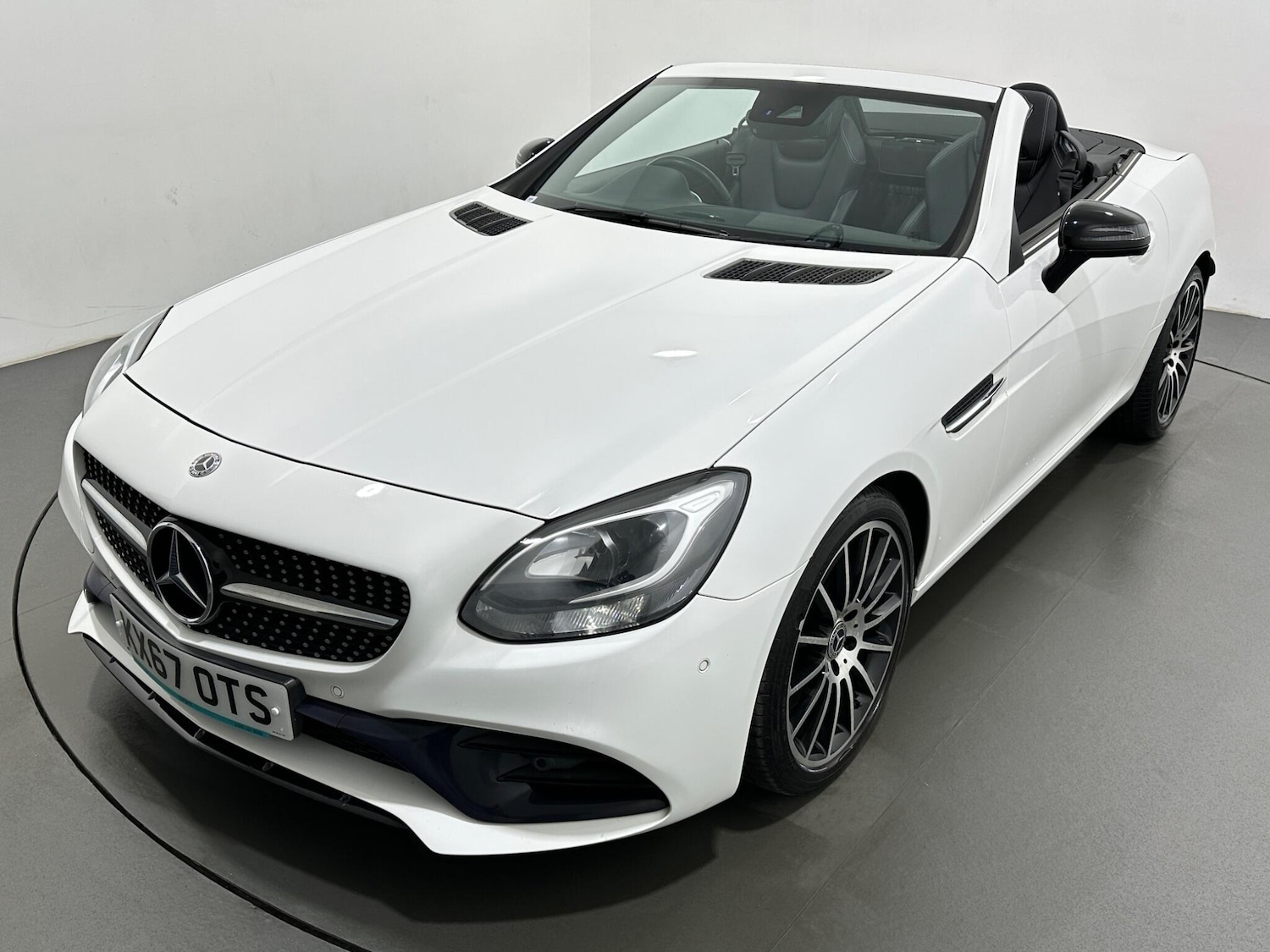 Used Mercedes-Benz SLC 2017 for sale - 77306111: Photo 44
