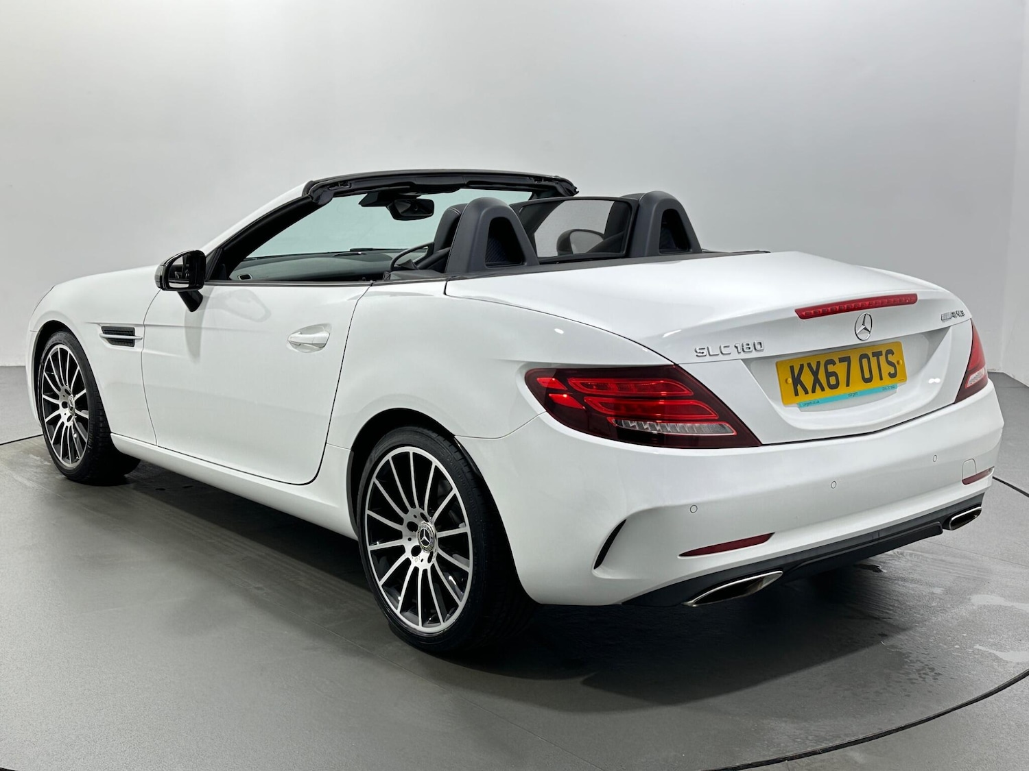 Used Mercedes-Benz SLC 2017 for sale - 77306111: Photo 6