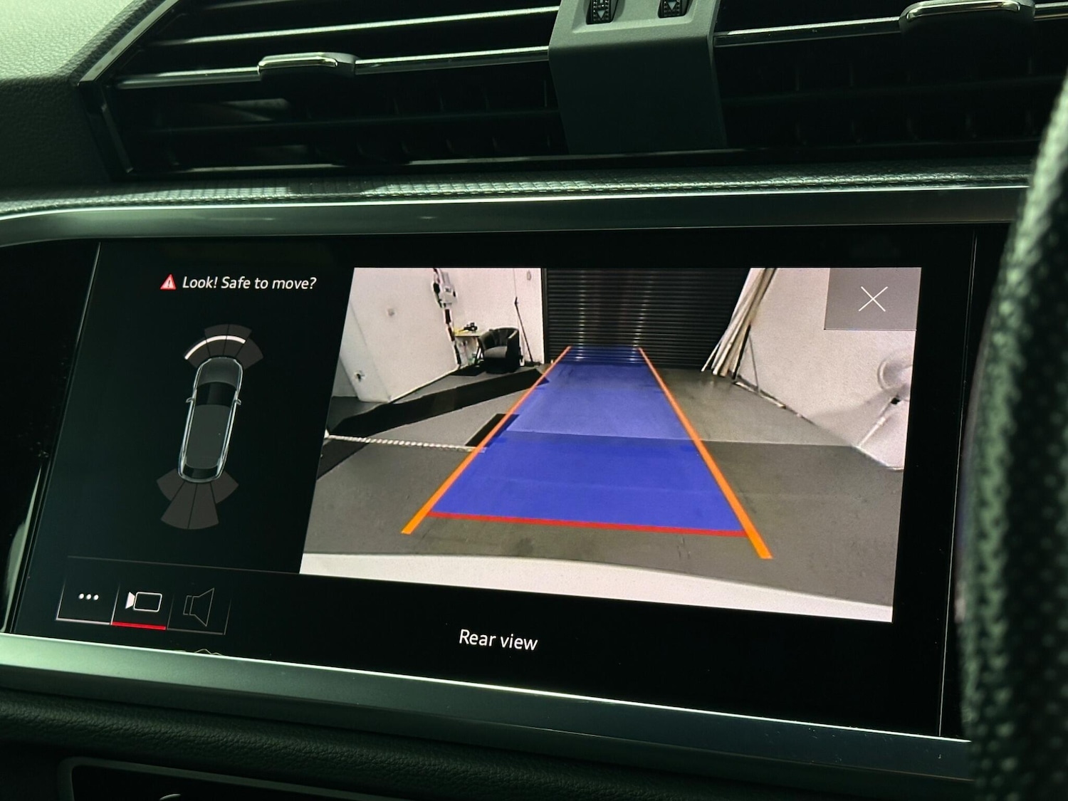 Used Audi Q3 2021 for sale - 76878960: Photo 23