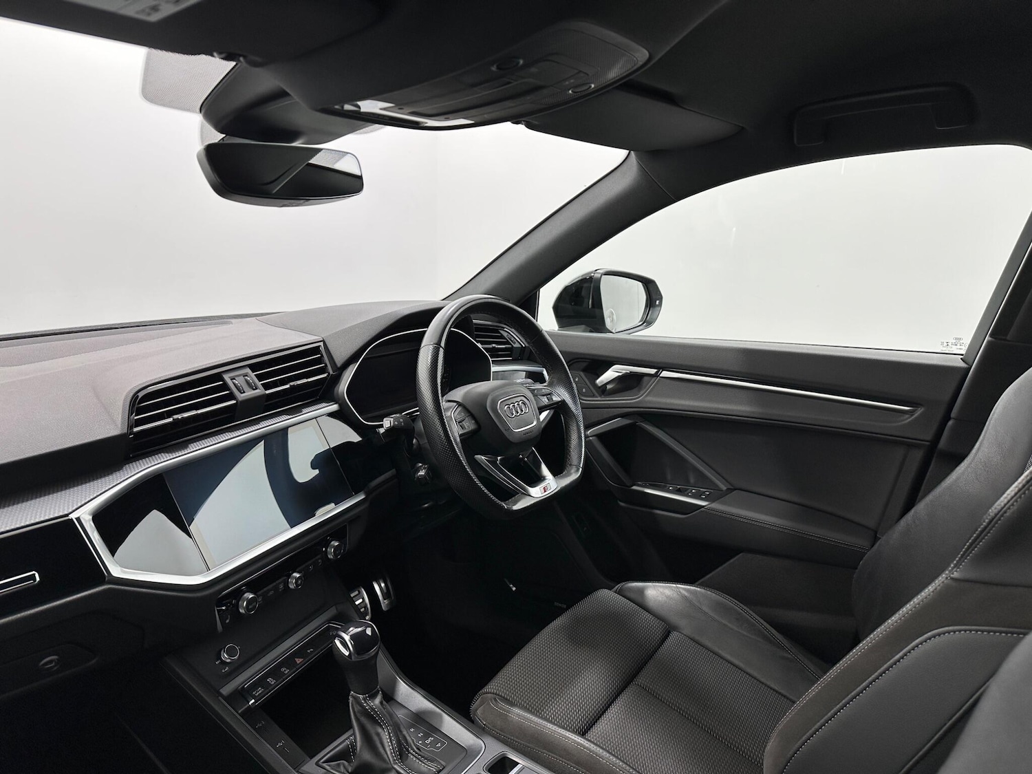 Used Audi Q3 2021 for sale - 76878960: Photo 30