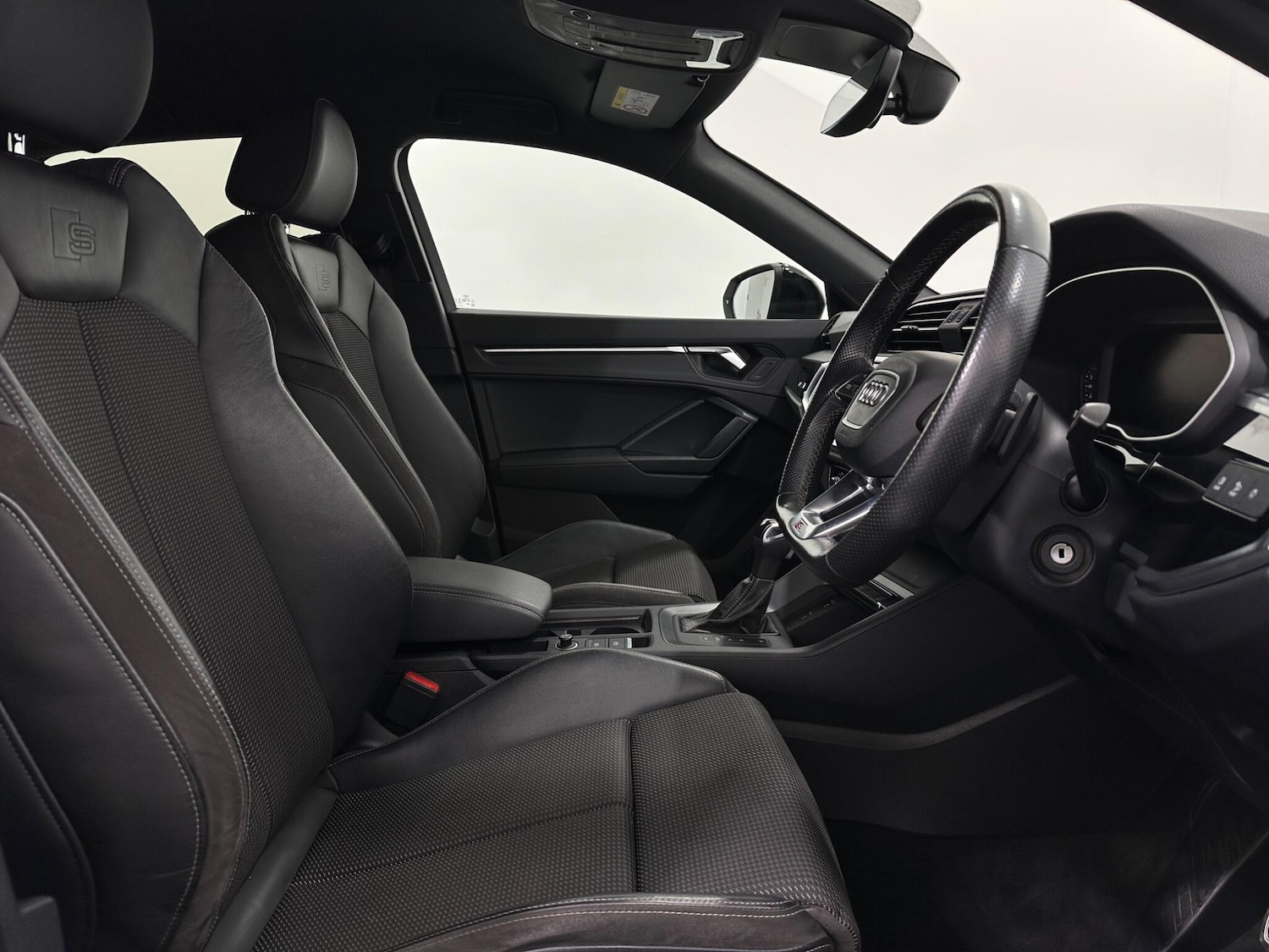 Used Audi Q3 2021 for sale - 76878960: Photo 31