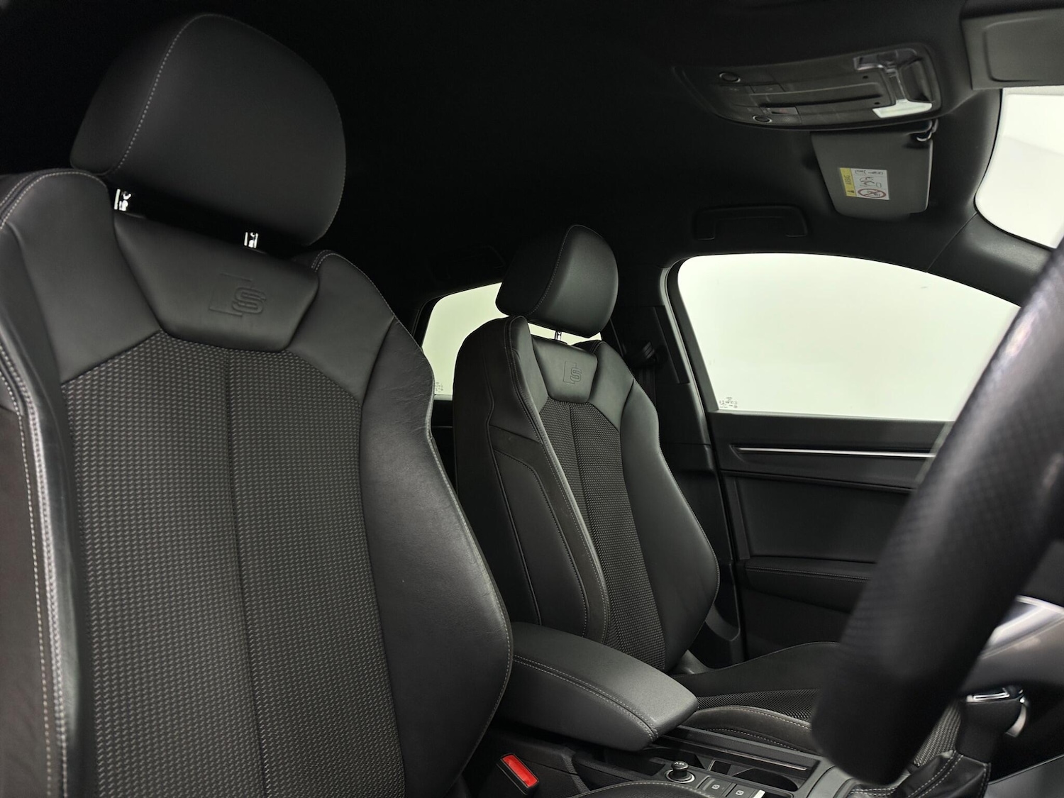 Used Audi Q3 2021 for sale - 76878960: Photo 32