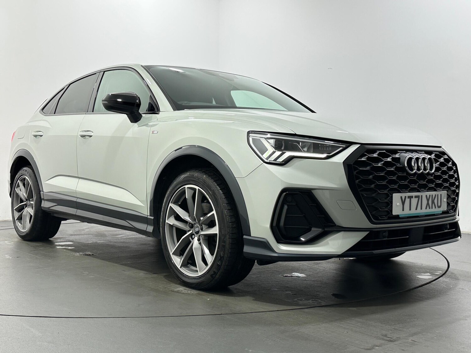 Used Audi Q3 2021 for sale - 76878960: Photo 52