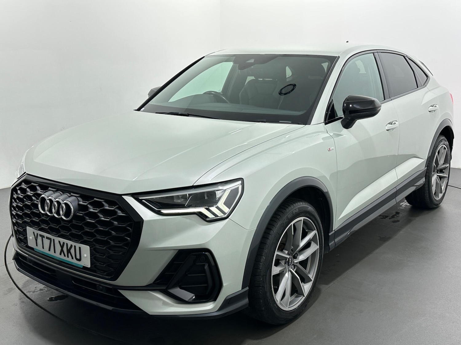 Used Audi Q3 2021 for sale - 76878960: Photo 53