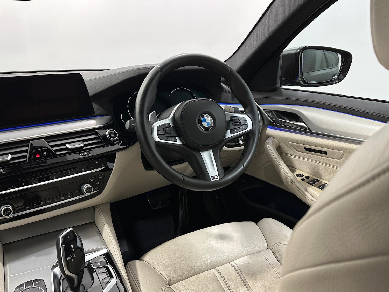 Used BMW 5 Series 2018 for sale - 77091803: Photo 11