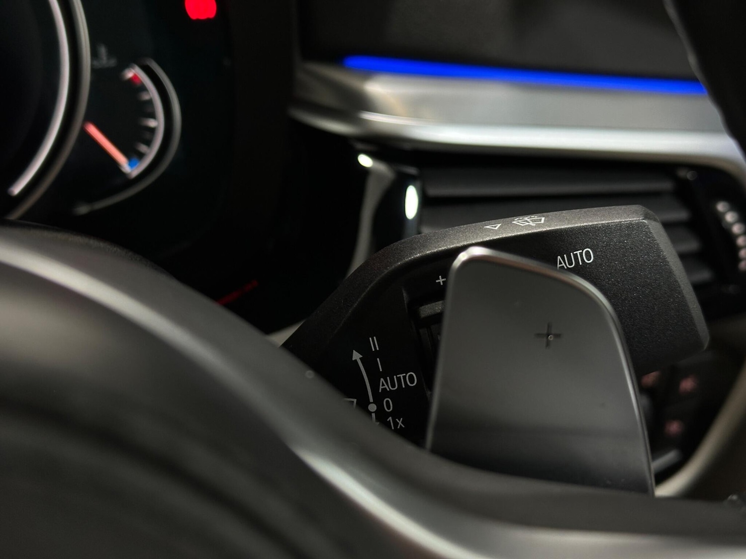 Used BMW 5 Series 2018 for sale - 77091803: Photo 15