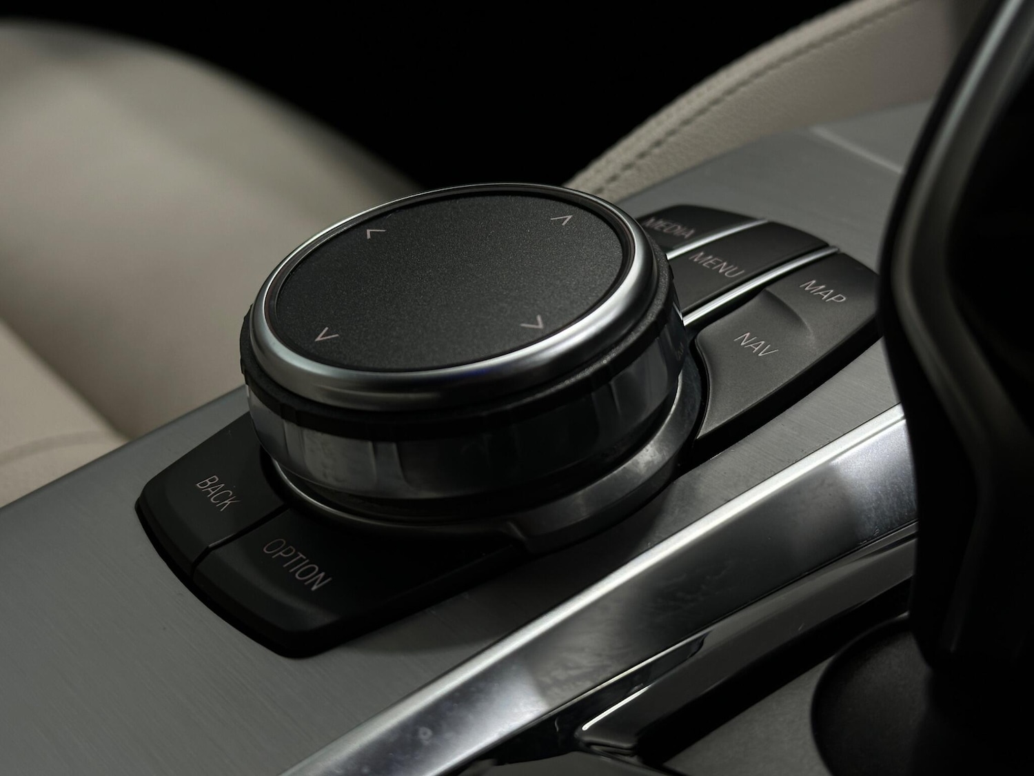 Used BMW 5 Series 2018 for sale - 77091803: Photo 21