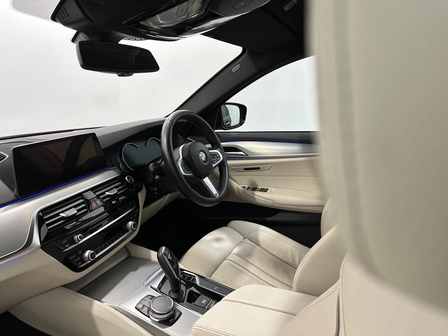 Used BMW 5 Series 2018 for sale - 77091803: Photo 30