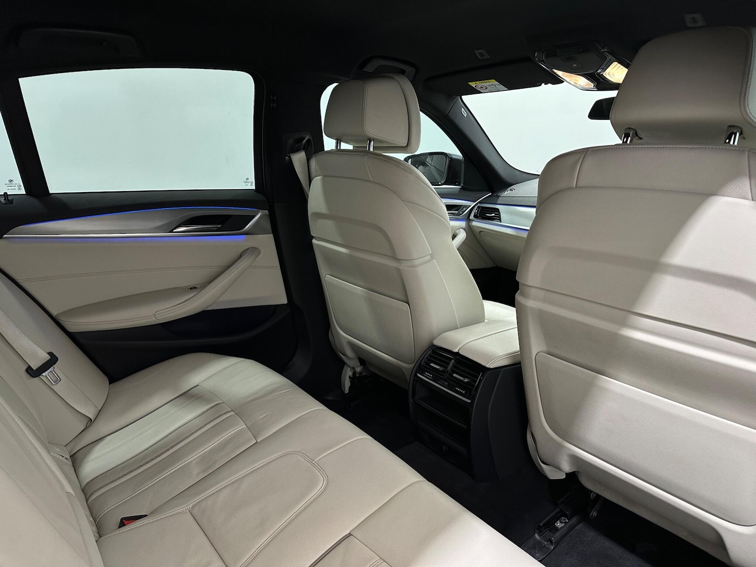 Used BMW 5 Series 2018 for sale - 77091803: Photo 42