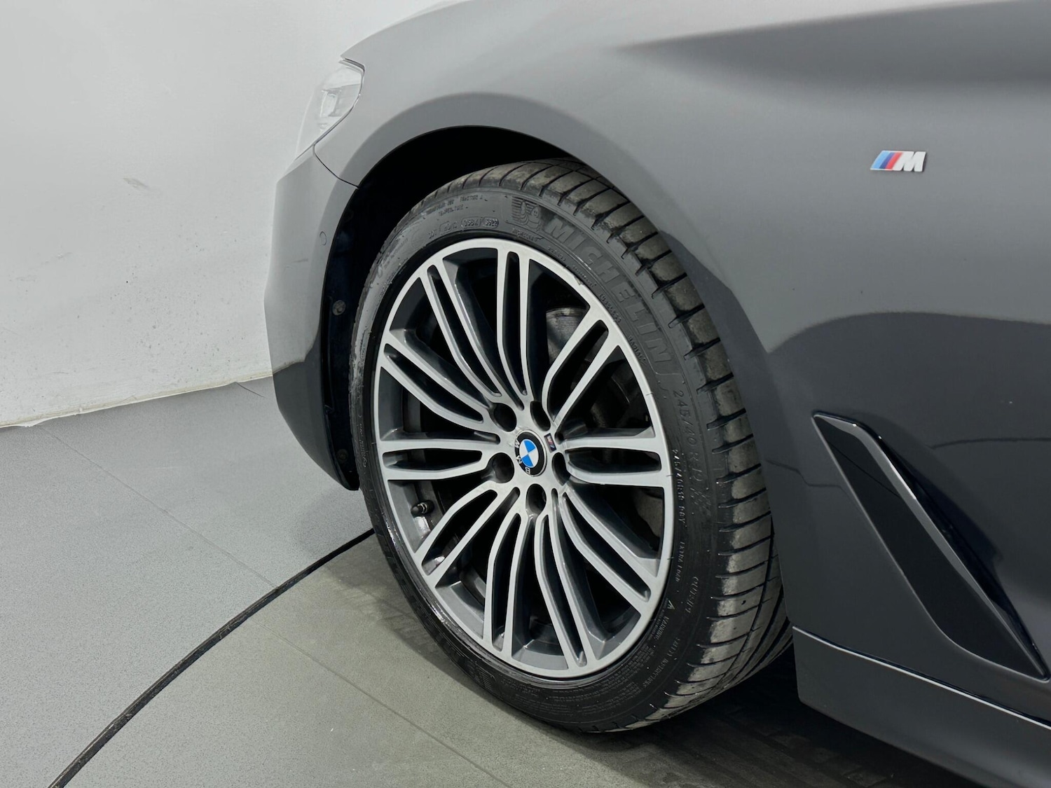 Used BMW 5 Series 2018 for sale - 77091803: Photo 49