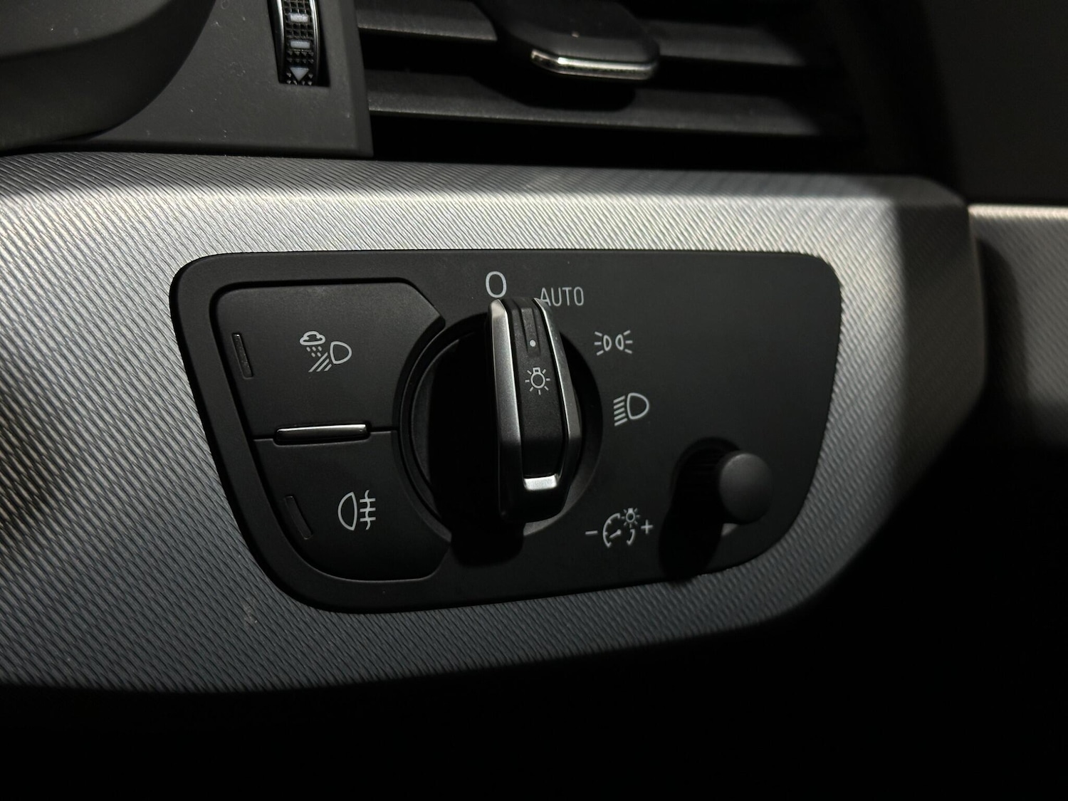 Used Audi A4 Avant for sale - 78127813: Photo 18