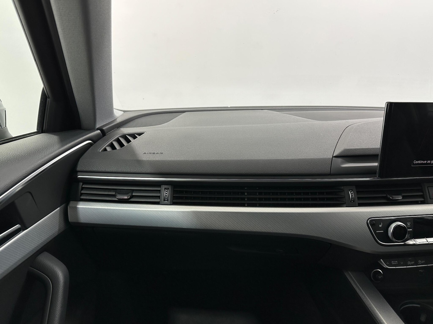 Used Audi A4 Avant for sale - 78127813: Photo 27