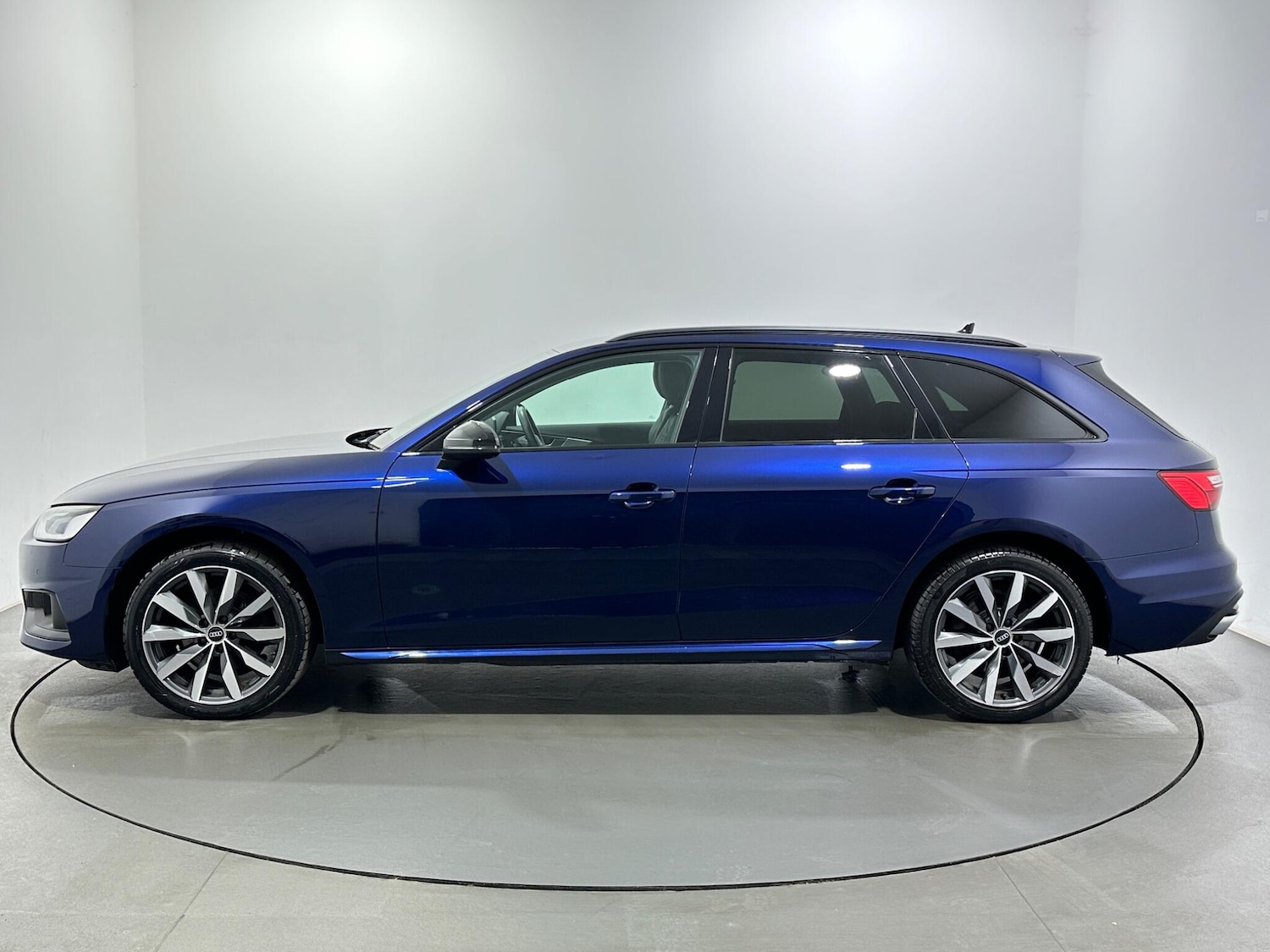 Used Audi A4 Avant for sale - 78127813: Photo 5