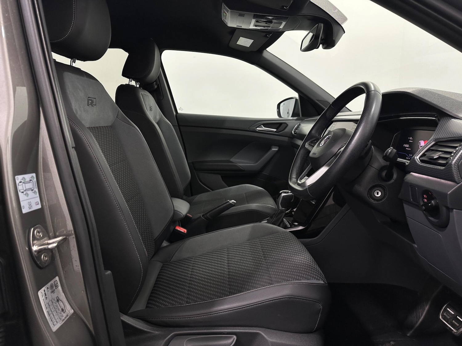 Used Volkswagen T-Cross 2019 for sale - 76878470: Photo 28