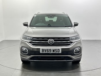 Used Volkswagen T-Cross 2019 for sale - 76878470: Photo