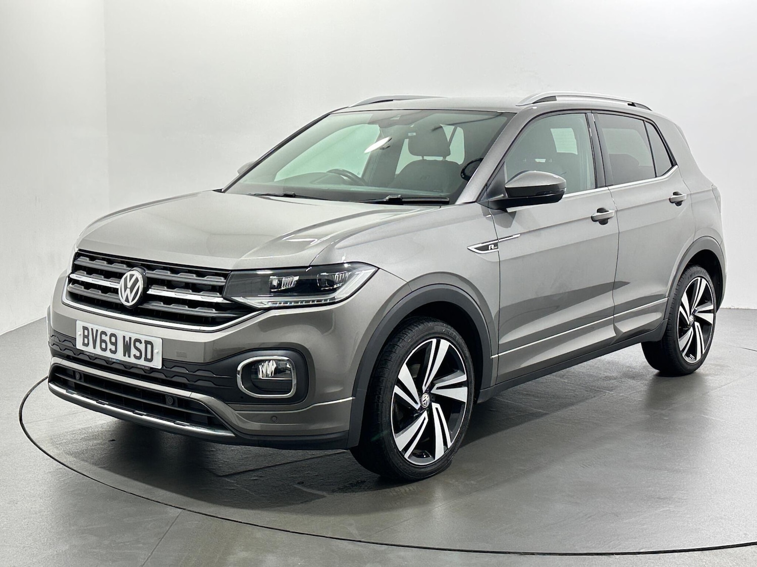 Used Volkswagen T-Cross 2019 for sale - 76878470: Photo 4