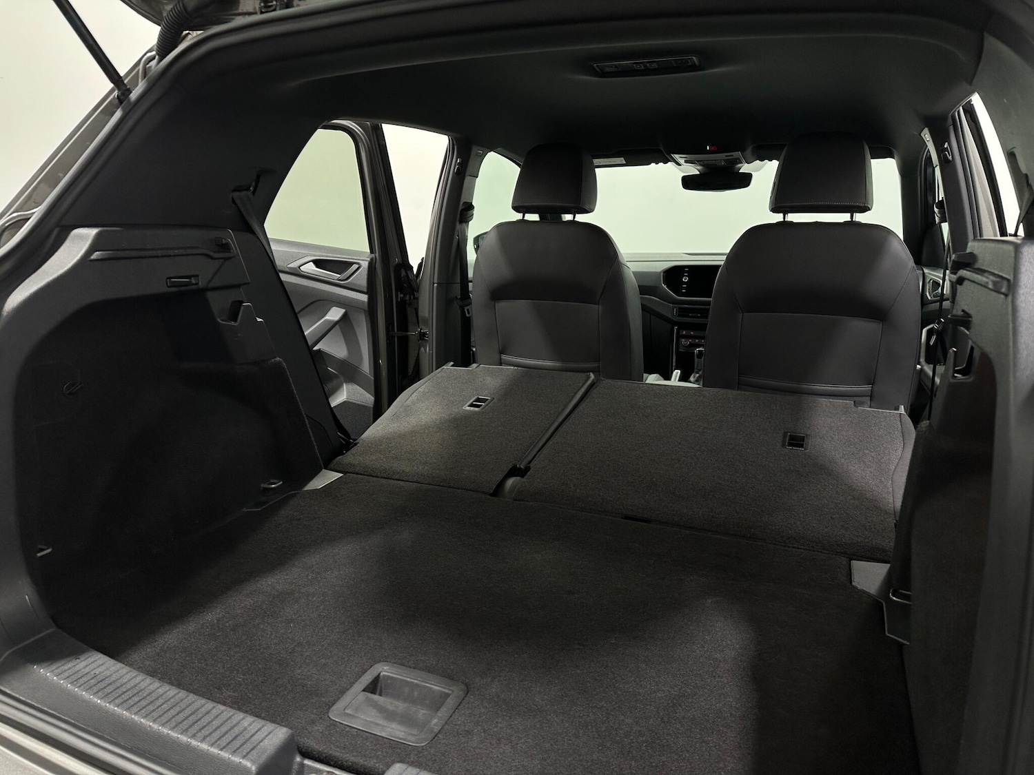 Used Volkswagen T-Cross 2019 for sale - 76878470: Photo 43