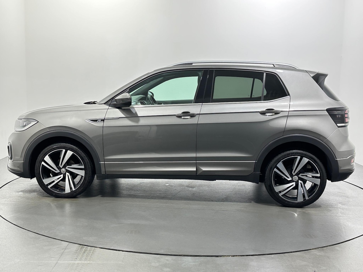 Used Volkswagen T-Cross 2019 for sale - 76878470: Photo 5