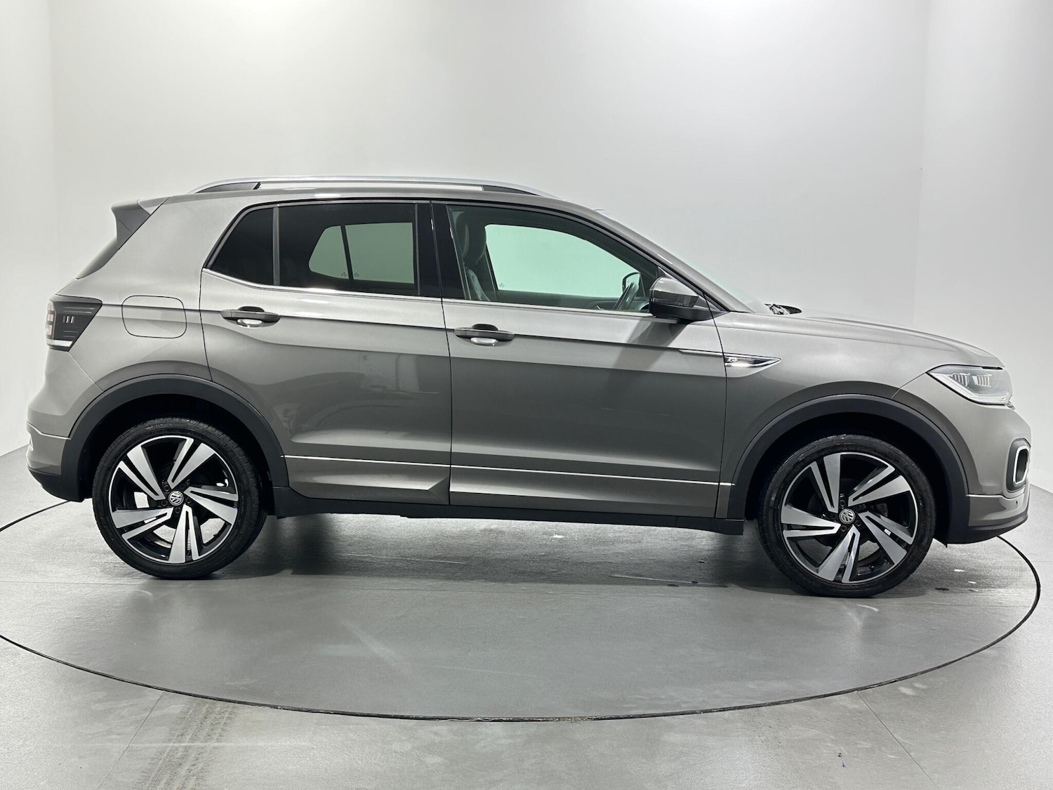 Used Volkswagen T-Cross 2019 for sale - 76878470: Photo 9