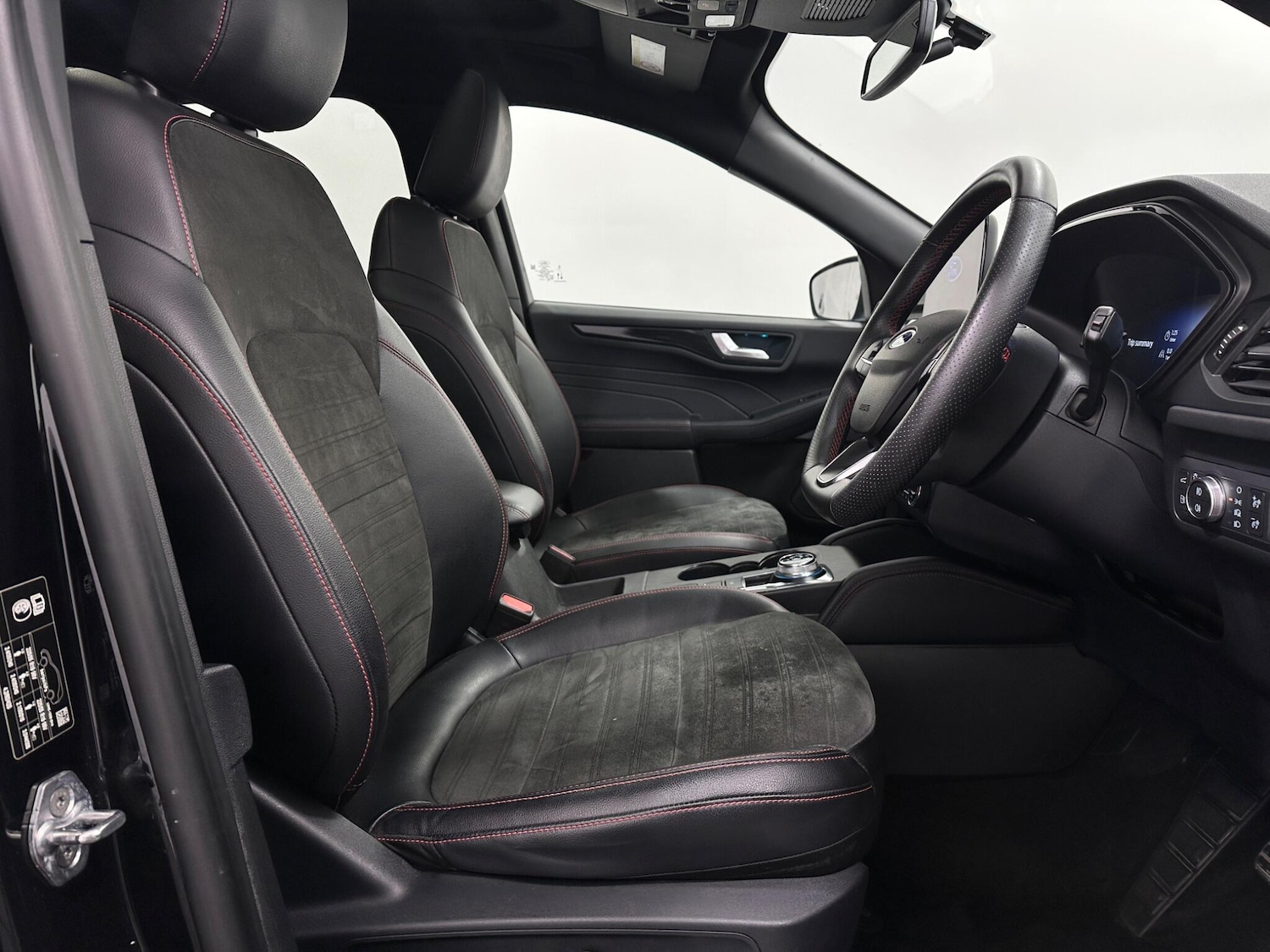 Used Ford Kuga 2022 for sale - 77882145: Photo 31