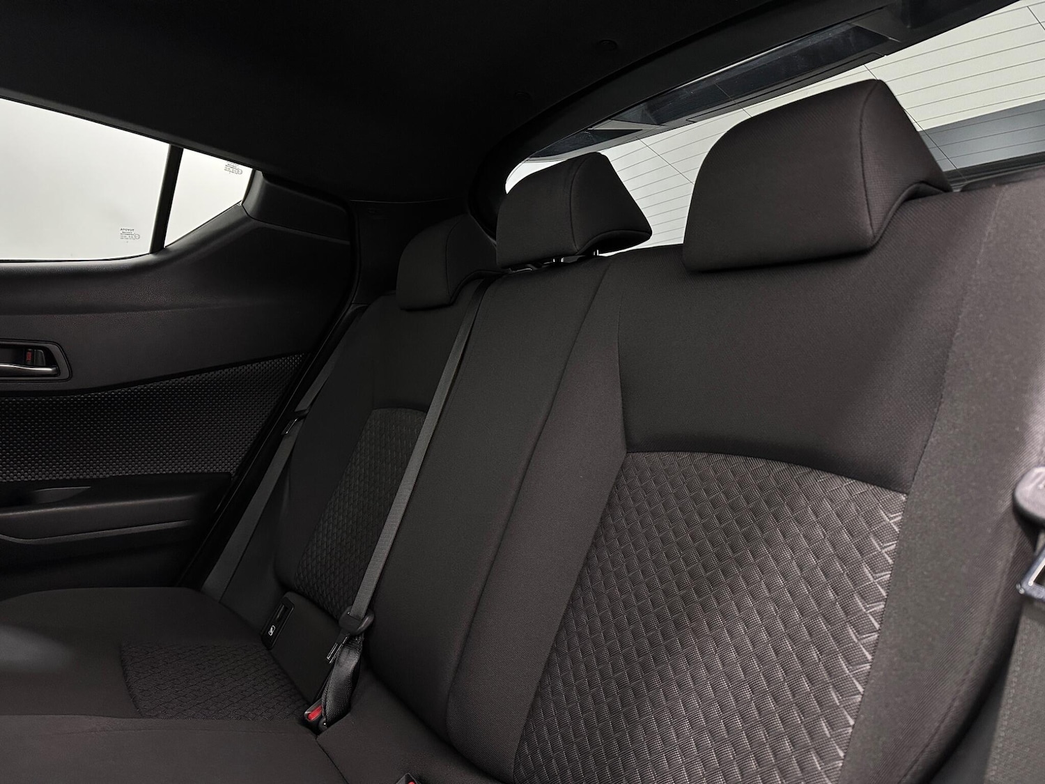 Used Toyota C-HR 2022 for sale - 76878909: Photo 37