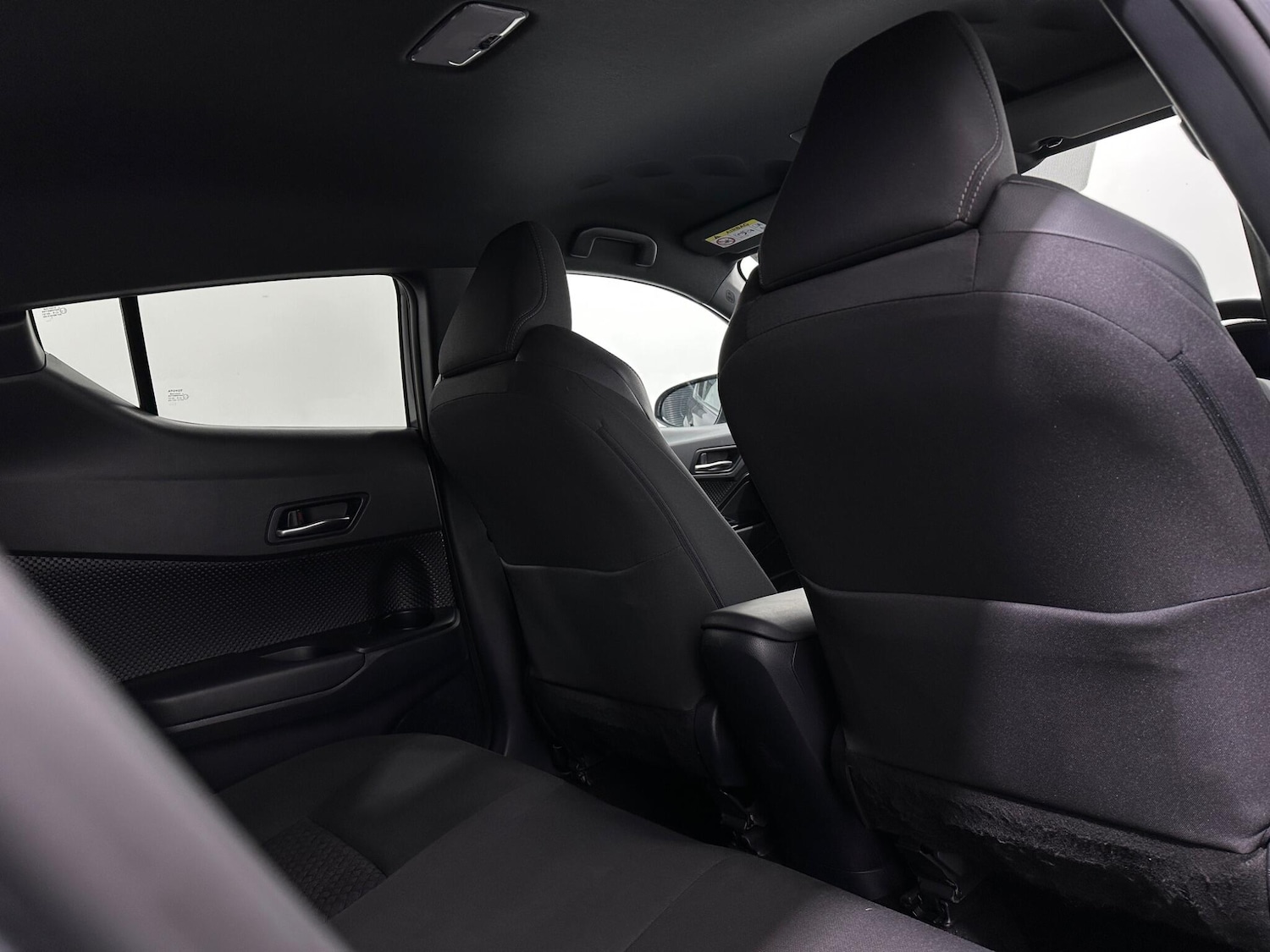 Used Toyota C-HR 2022 for sale - 76878909: Photo 39