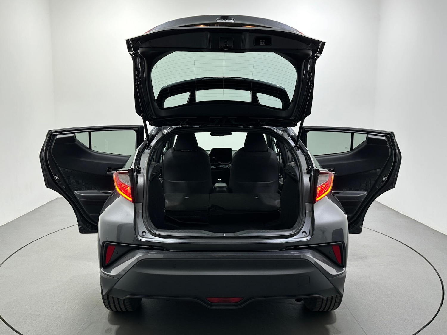 Used Toyota C-HR 2022 for sale - 76878909: Photo 42