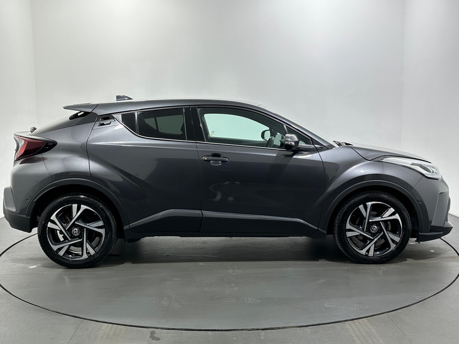 Used Toyota C-HR 2022 for sale - 76878909: Photo 9