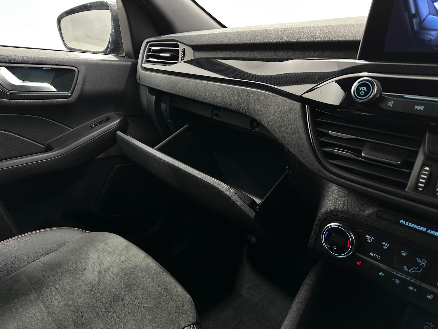 Used Ford Kuga for sale - 77396560: Photo 27