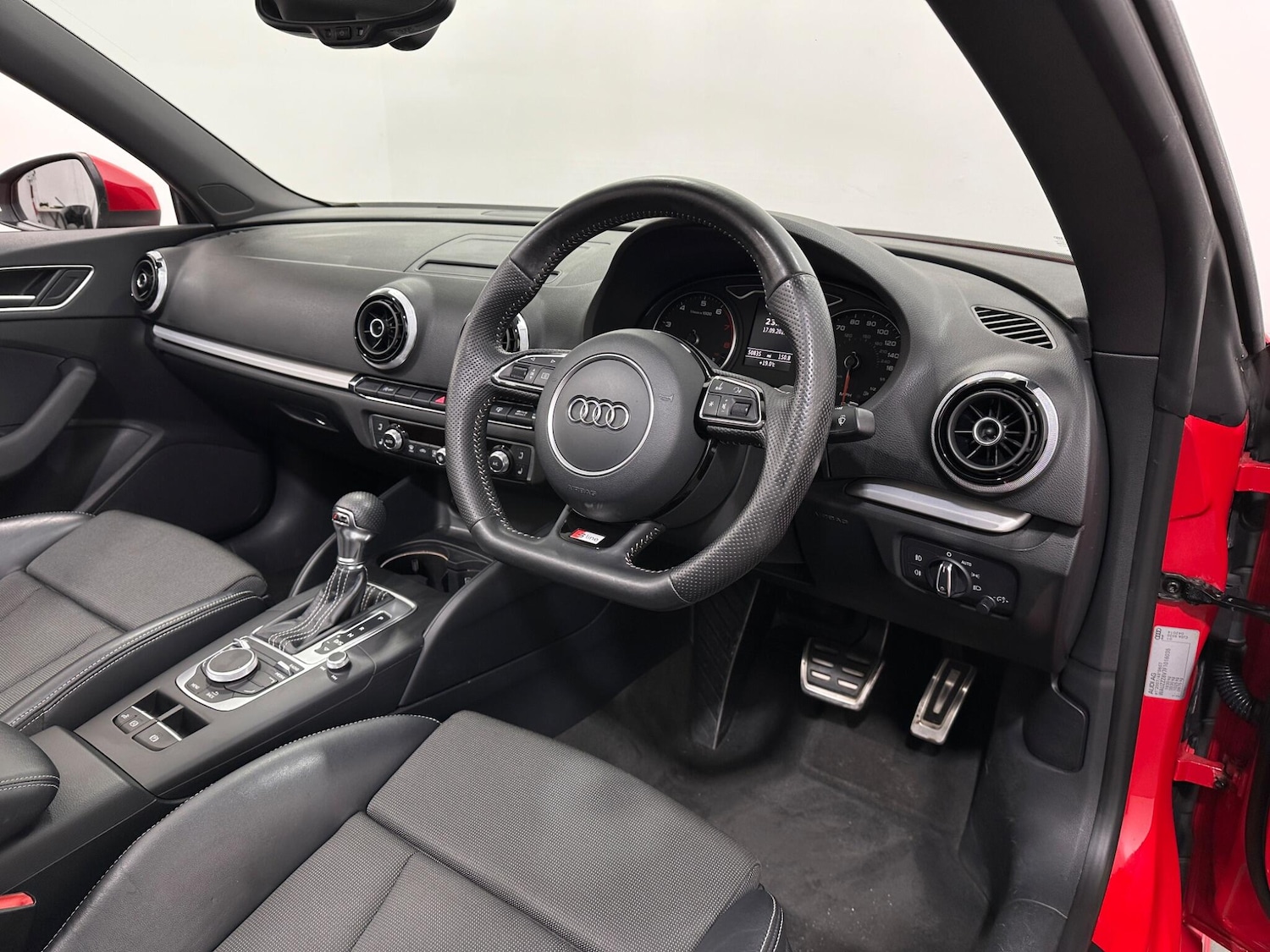 Used Audi A3 2014 for sale - 76878479: Photo 10