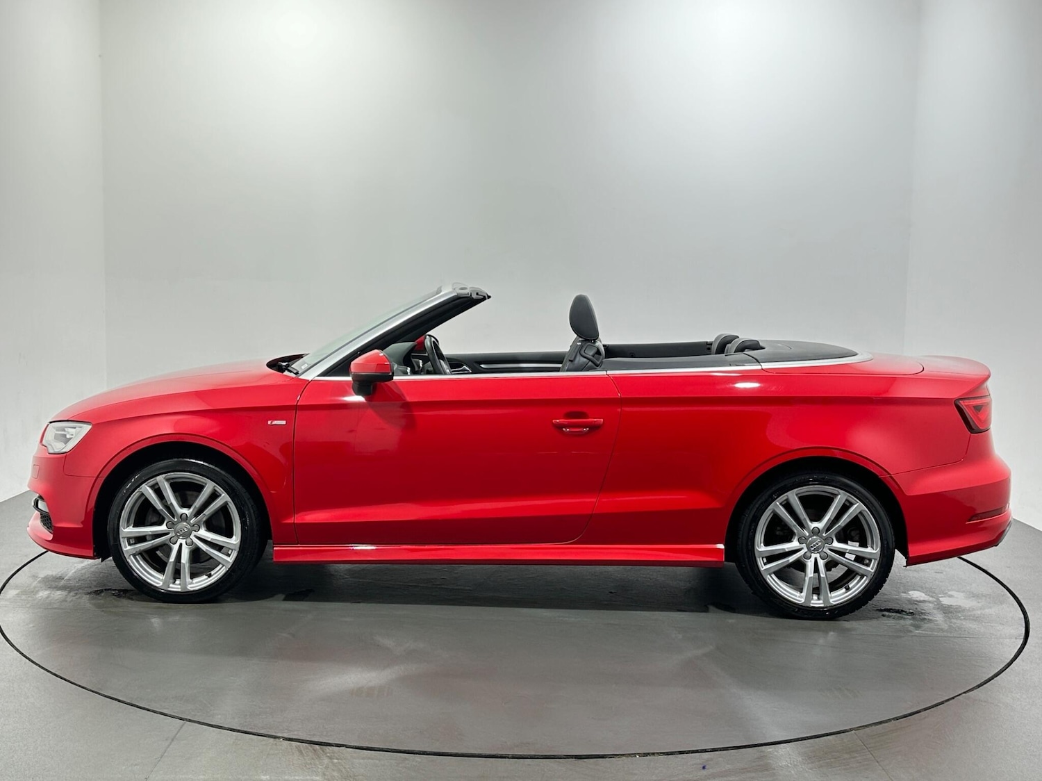 Used Audi A3 2014 for sale - 76878479: Photo 5