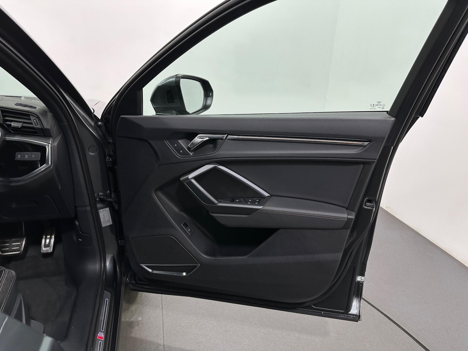 Used Audi Q3 2020 for sale - 76878849: Photo 31