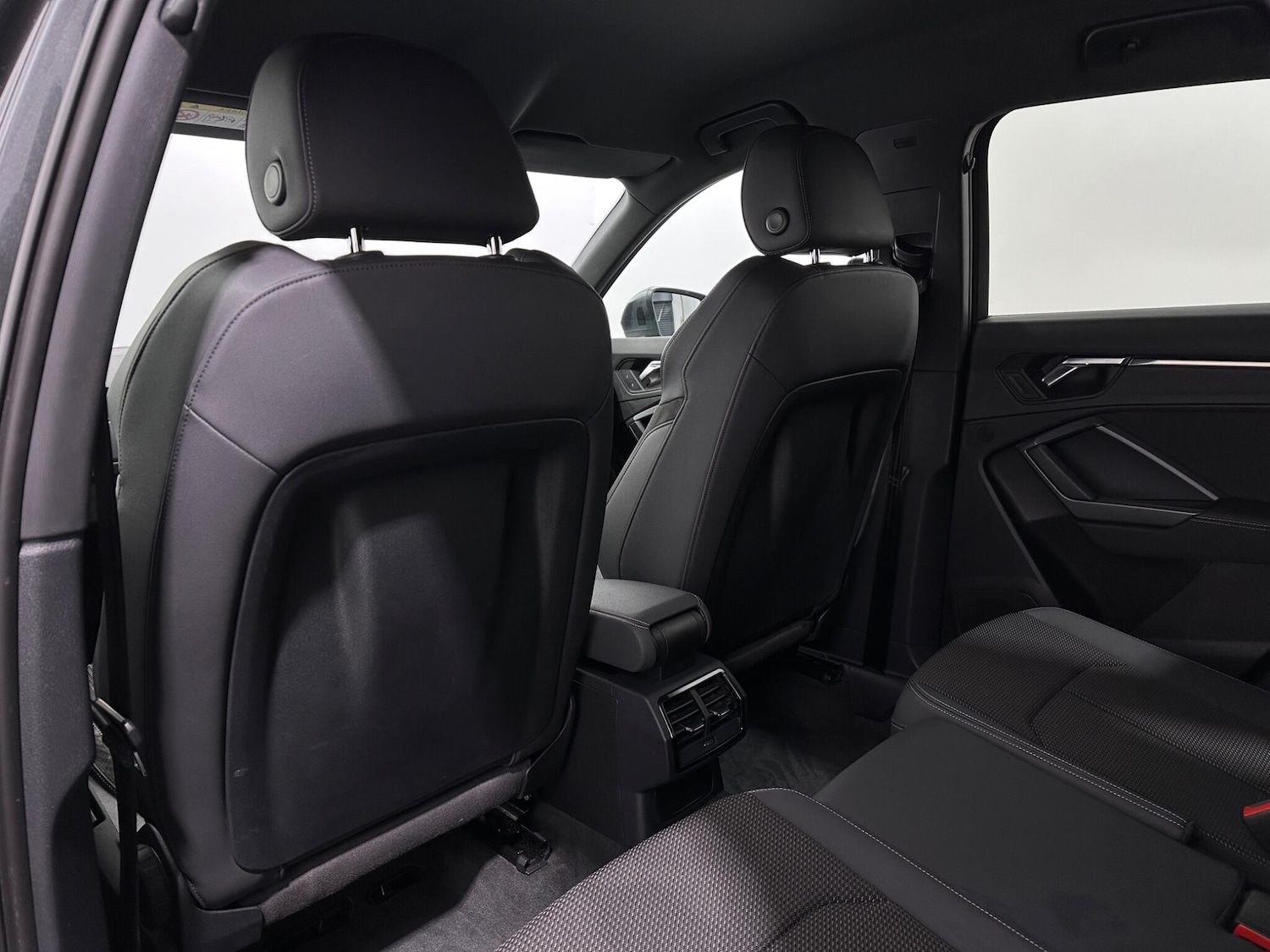 Used Audi Q3 2020 for sale - 76878849: Photo 35