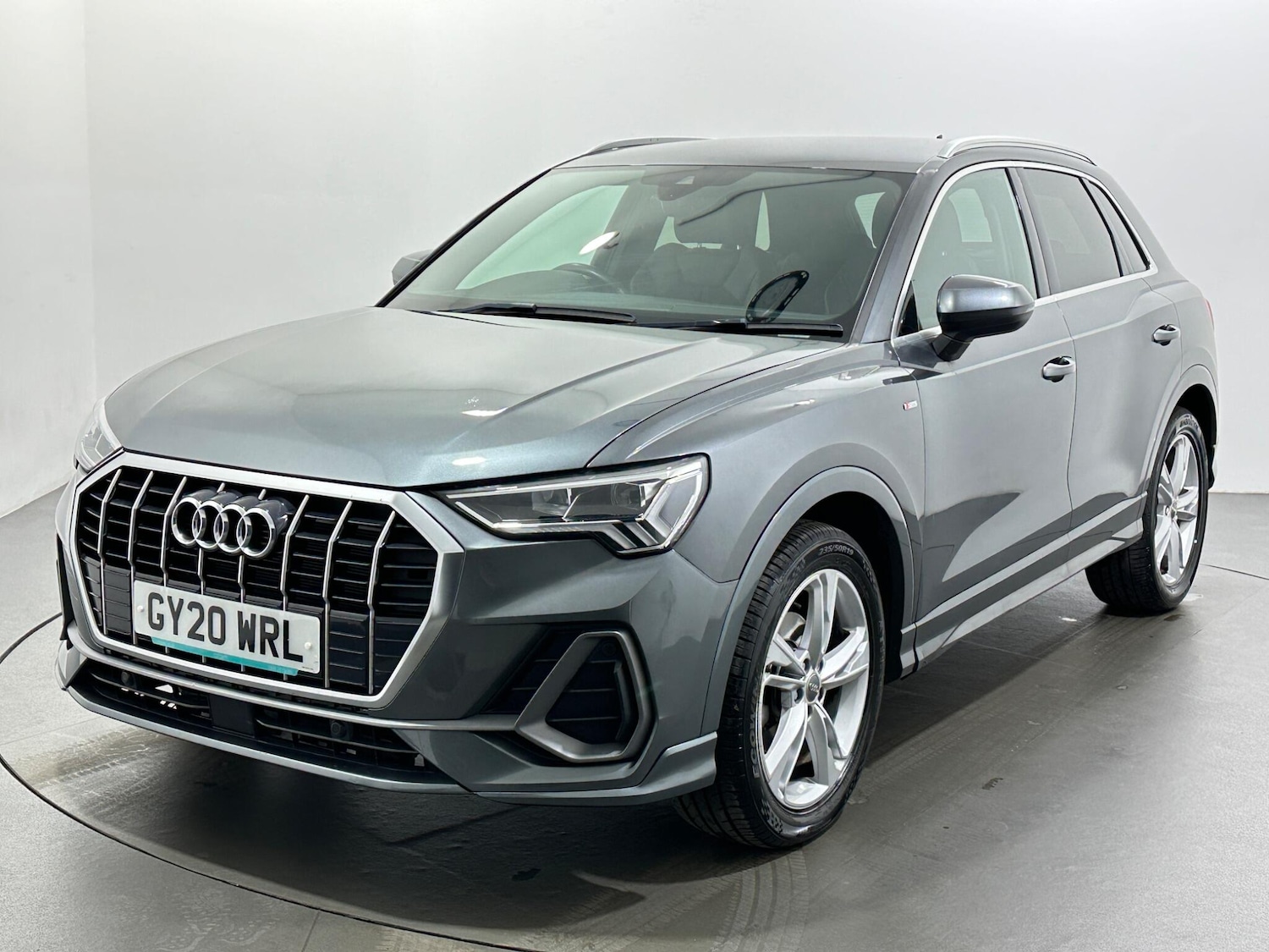 Used Audi Q3 2020 for sale - 76878849: Photo 4