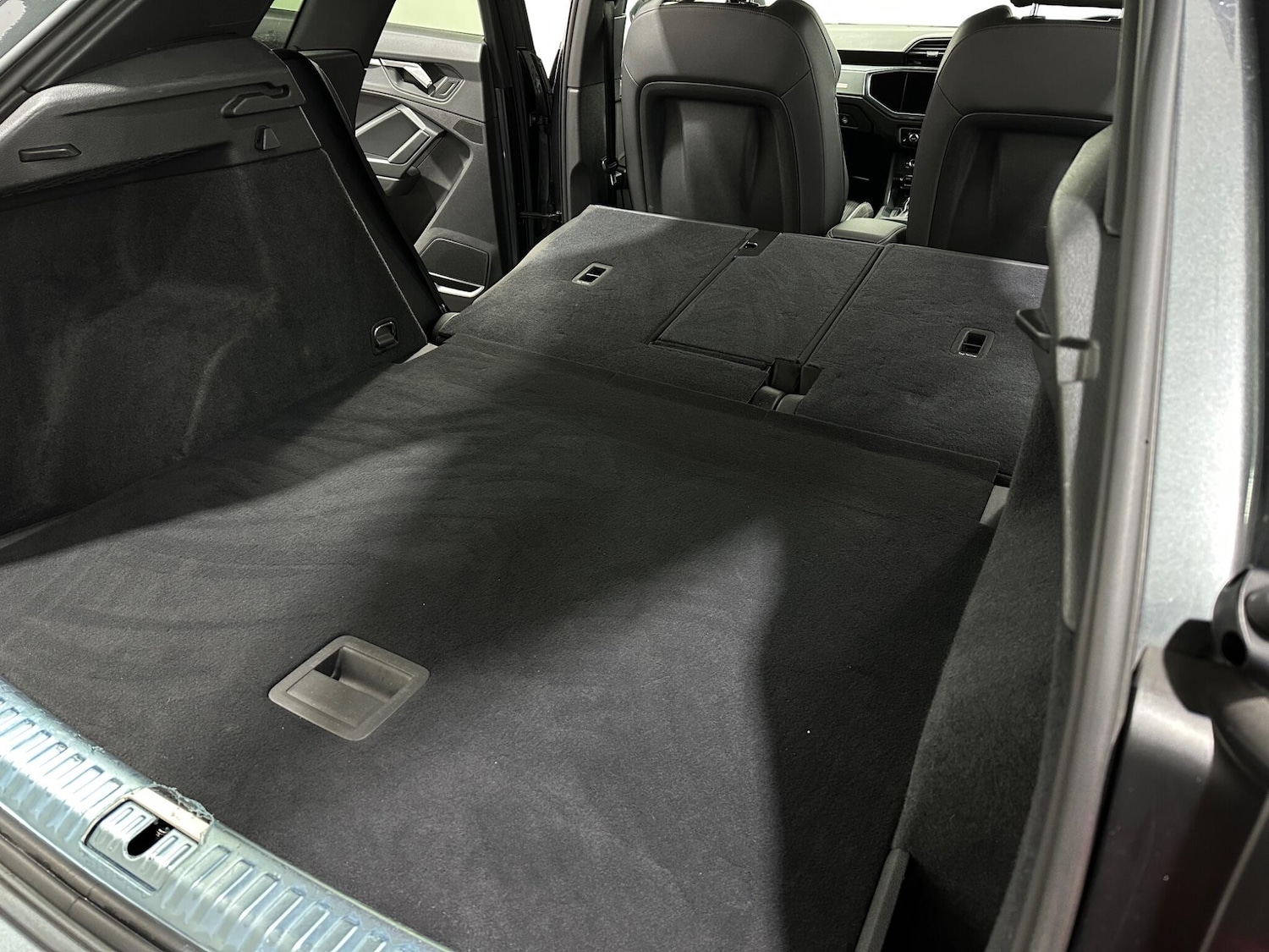 Used Audi Q3 2020 for sale - 76878849: Photo 42