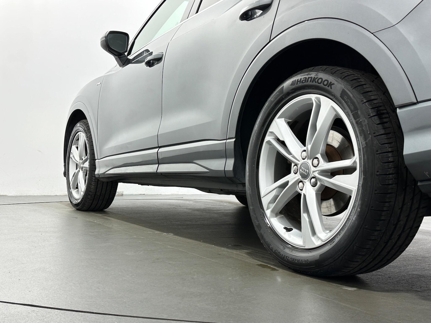 Used Audi Q3 2020 for sale - 76878849: Photo 47