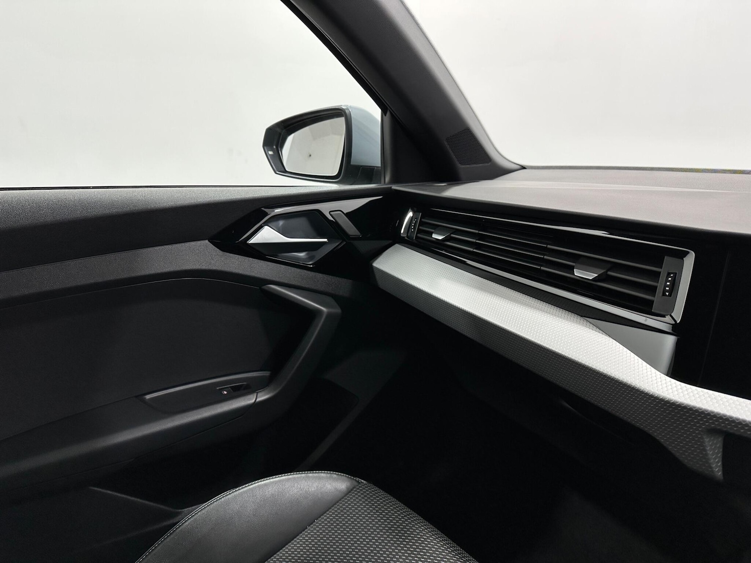 Used Audi A1 for sale - 77738382: Photo 25