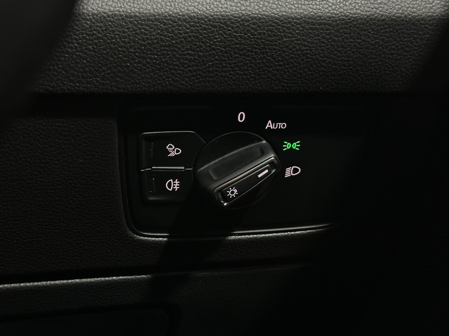 Used Volkswagen Arteon 2019 for sale - 77144509: Photo 16