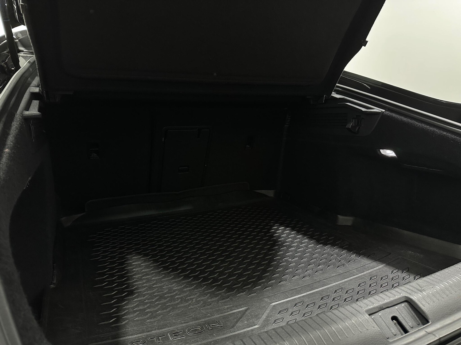 Used Volkswagen Arteon 2019 for sale - 77144509: Photo 47