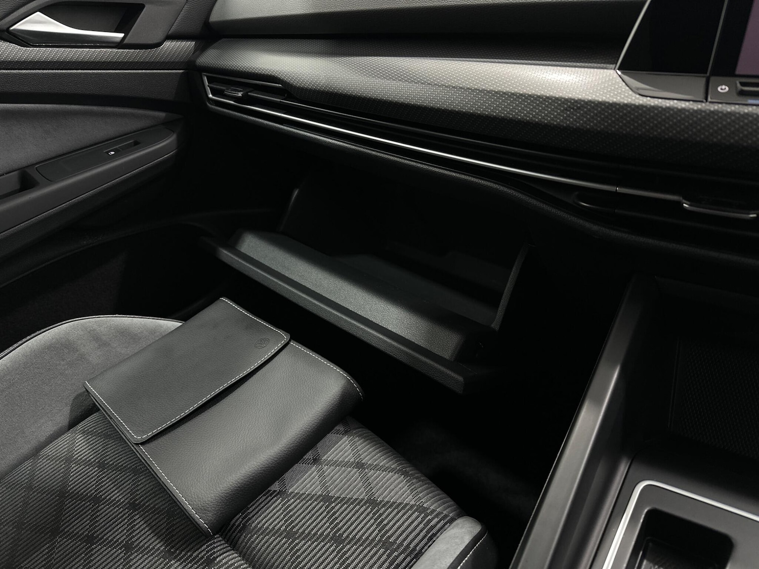 Used Volkswagen Golf 2020 for sale - 77549775: Photo 27