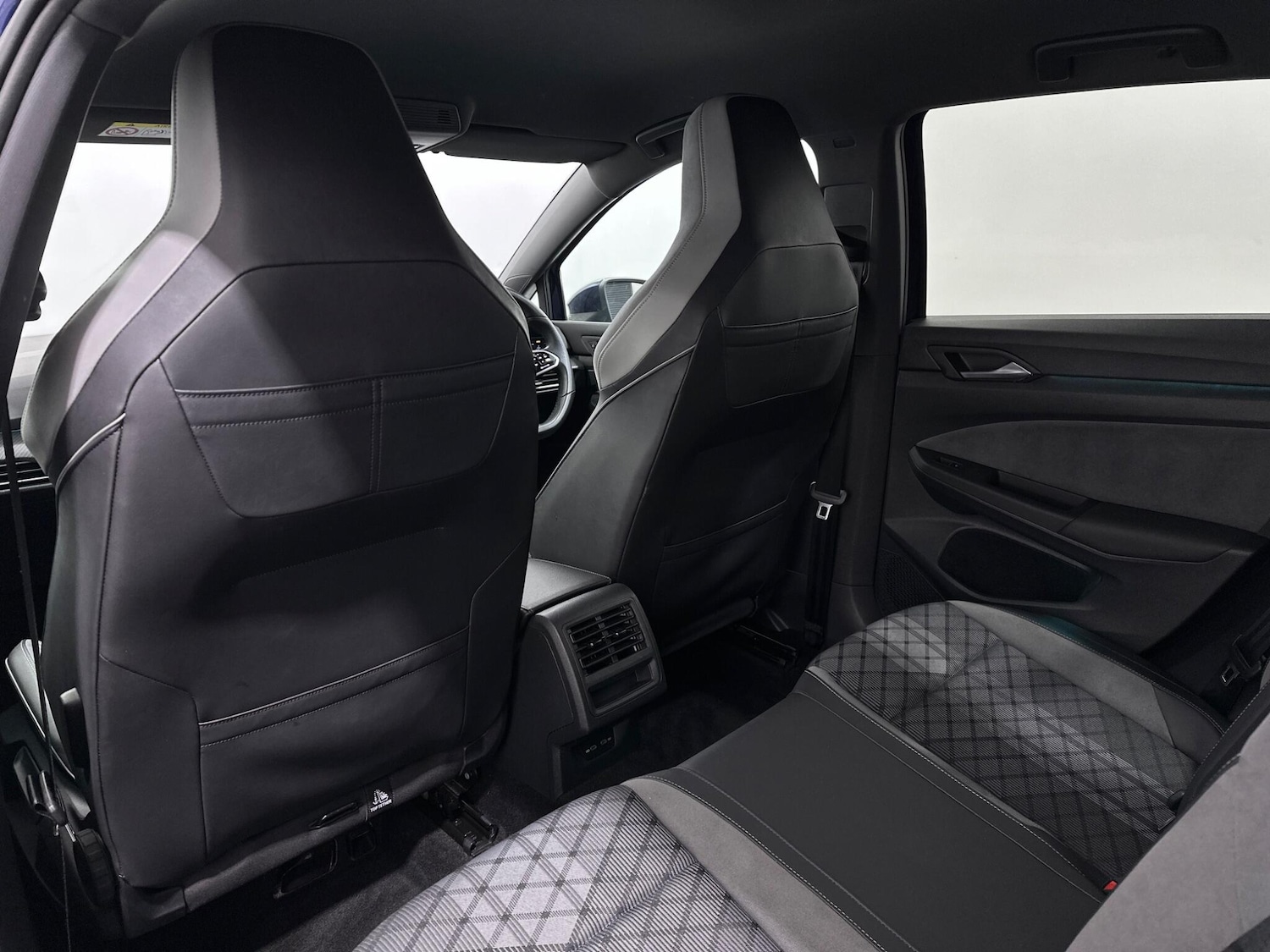 Used Volkswagen Golf 2020 for sale - 77549775: Photo 37