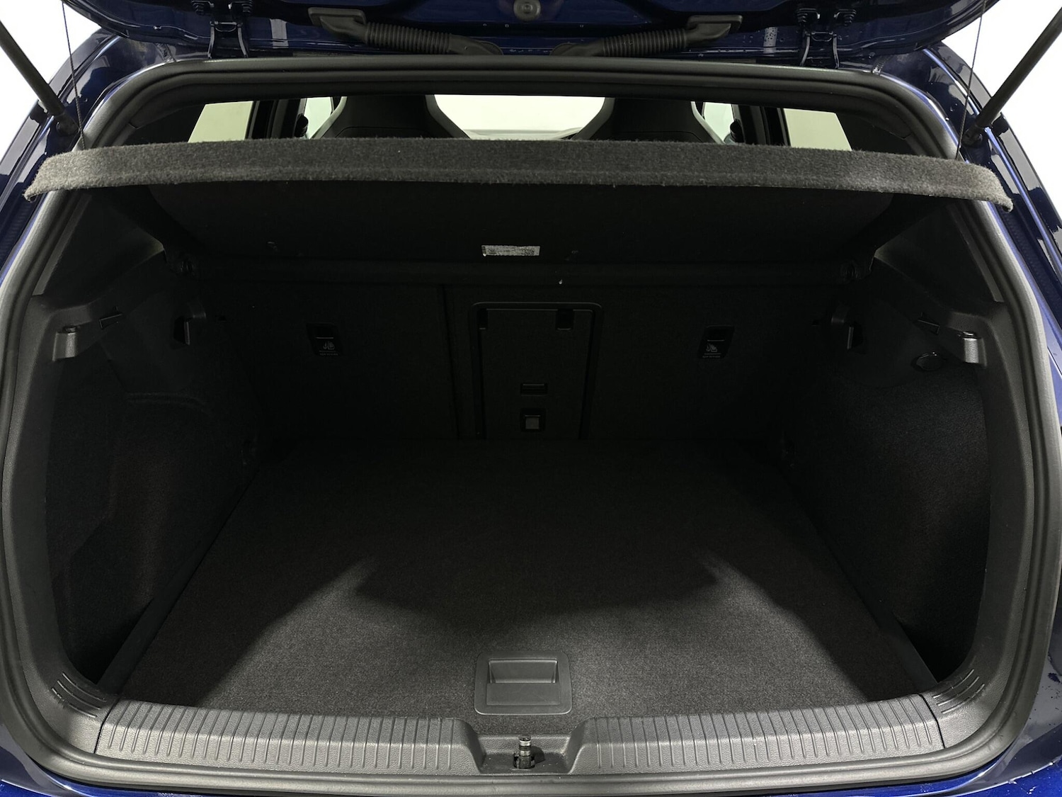 Used Volkswagen Golf 2020 for sale - 77549775: Photo 45