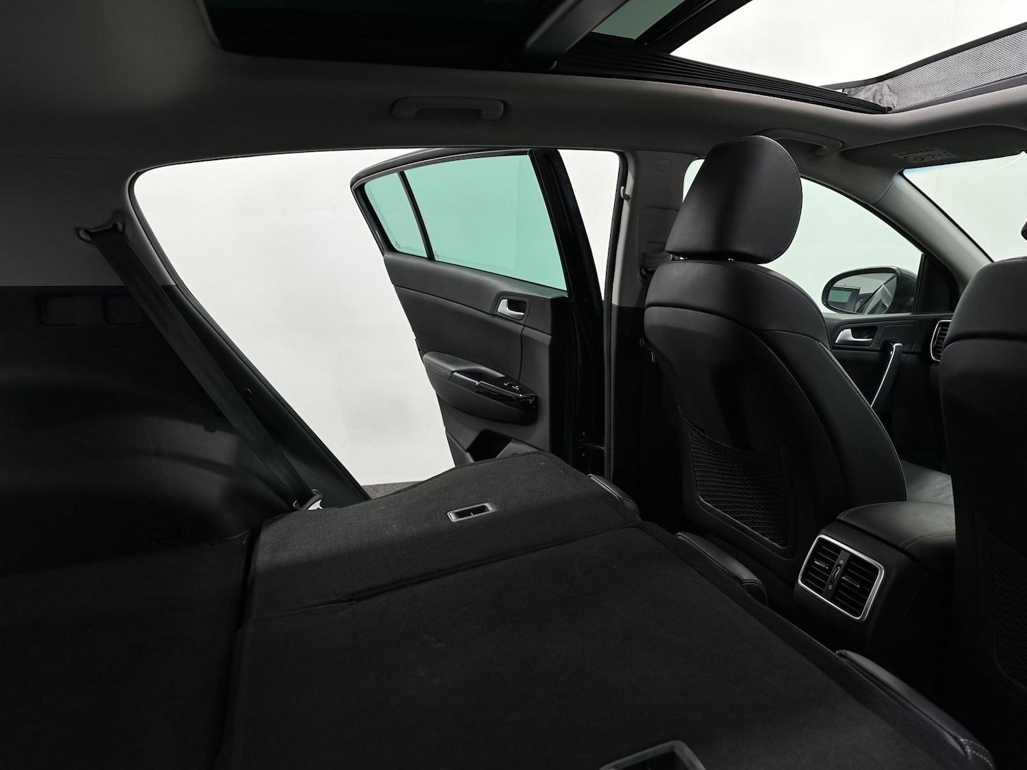 Used Kia Sportage 2021 for sale - 76878653: Photo 46