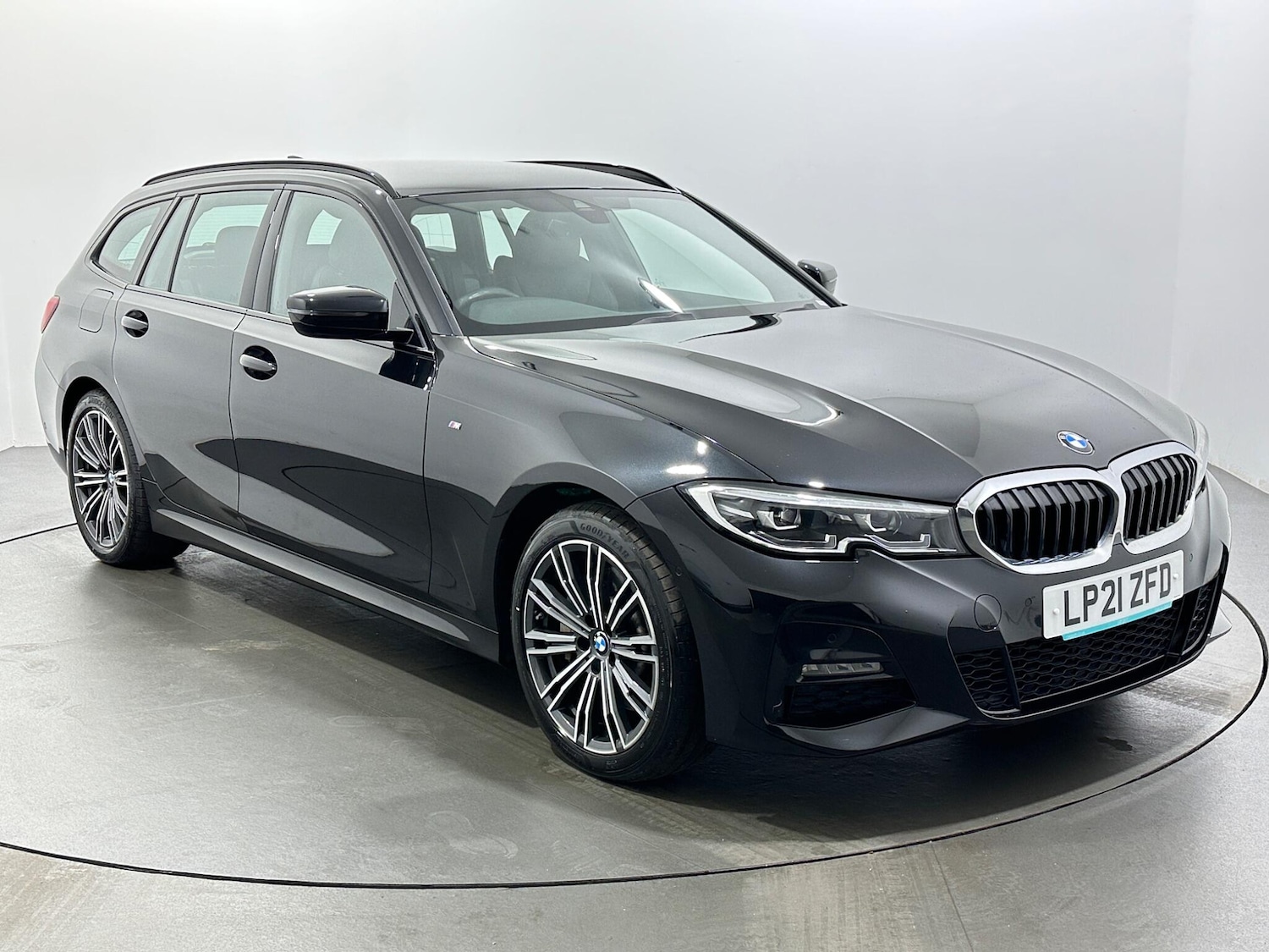 Used BMW 3 Series 2021 for sale - 76878584: Photo 1